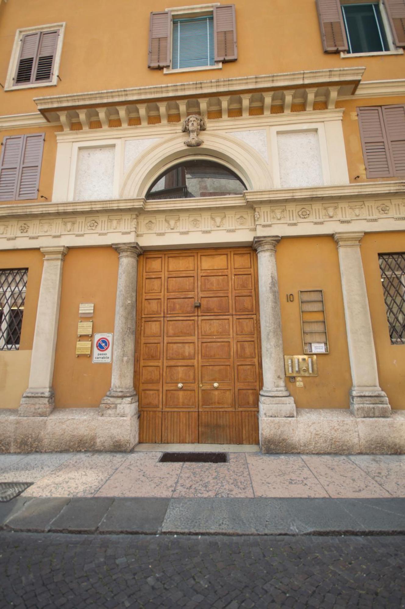Room Verona Ai Duchi ภายนอก รูปภาพ